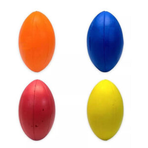 Pelota macu oval de Rugby.Tiene un largo de 35 cm