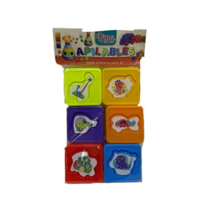 Cubos apilables, 6 cubos con forma para encastrar en cada uno.