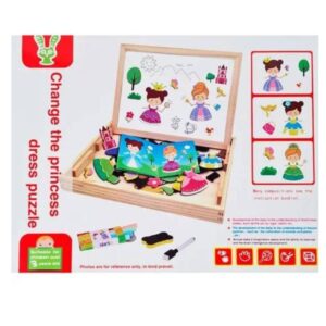 Pizarra magnetica con princesas, del otro lado tiene un pizarrón