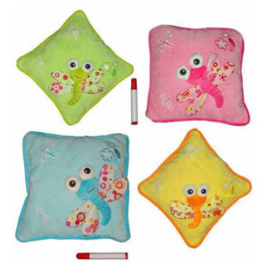 Almohada libélula, detalles bordados con muñeco de libélula cocido. Mide 30 cm