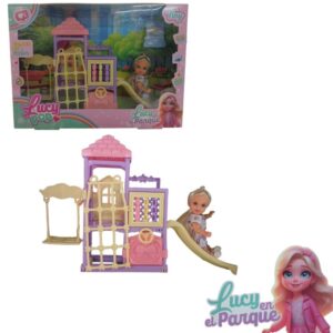 Muñeca Lycy en el parque.