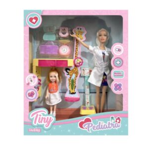 Muñeca tiny pediatra