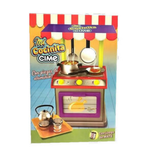 Cocina con techo y juego de ollas de aluminio.Caja:39cm x 60cm