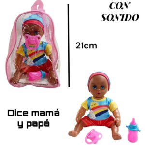 Bebe en mochila habla y hace sonidos