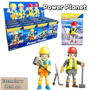 Muñeco Power Constructor con herramientas.