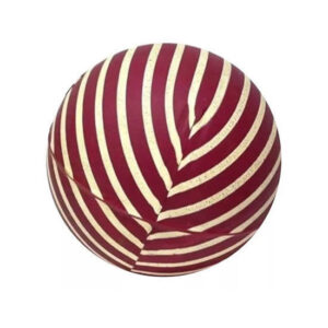 Pelota de goma n°4. Diámetro :10 cm.