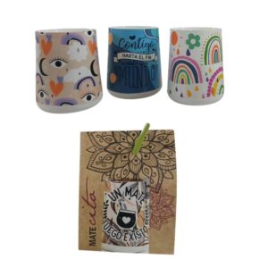 Mate plastico  con bombilla