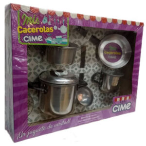 Set cocina de 8 piezas de aluminio.Caja:40cm x 29cm