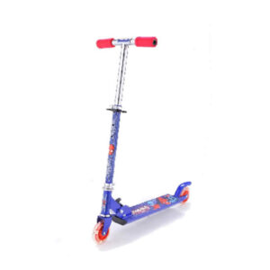 Monopatin spiderman 3 ruedas invertidas. Soporta 35kg